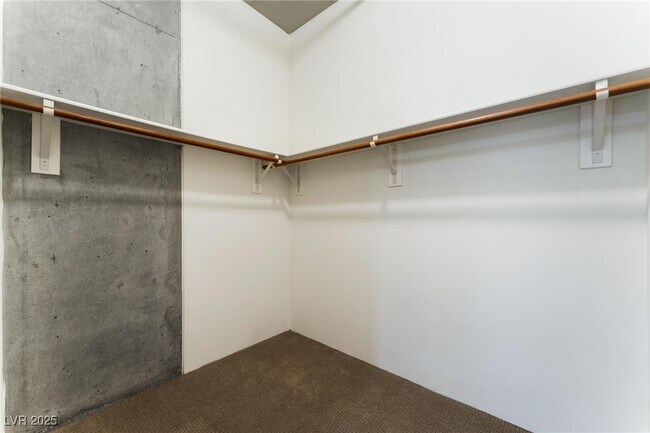 Building Photo - 353 E Bonneville Ave