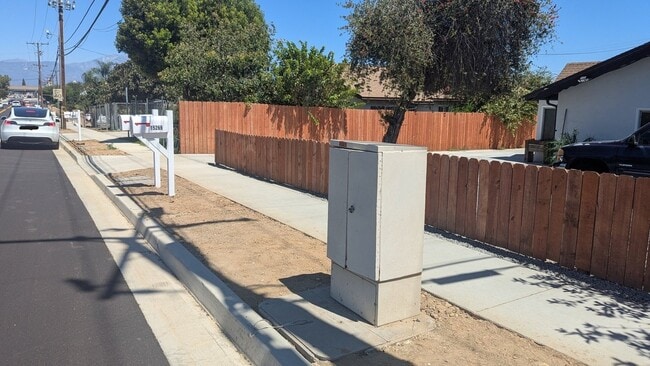 Building Photo - 15269 Ramona Ave