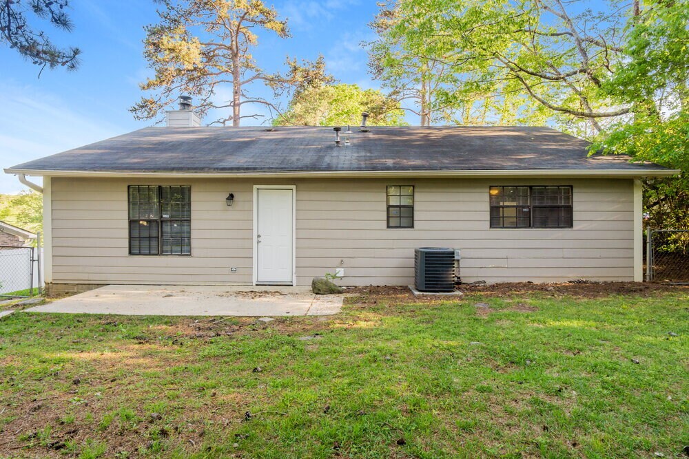 Building Photo - 40 Sunscape Dr