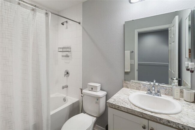 Building Photo - 2930 Fieldwood Cir