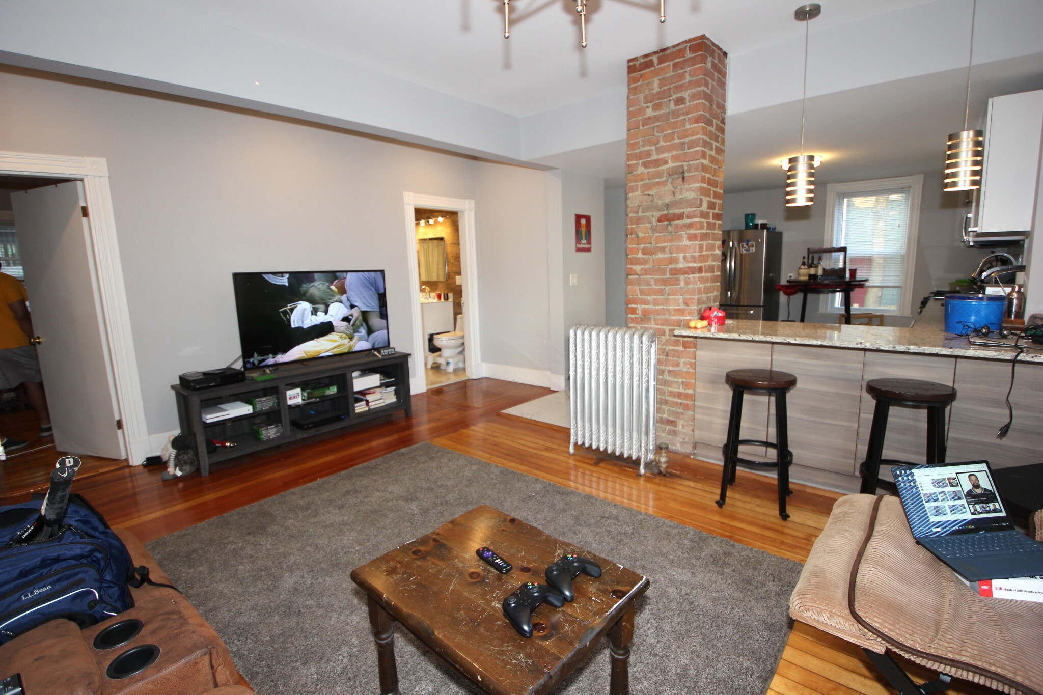 Building Photo - 9 Eulita Ter