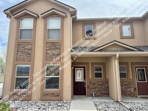 Building Photo - 9360 Piedmont Point