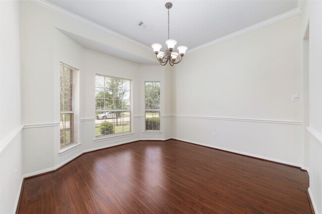 Building Photo - 10603 White Bridge Ln