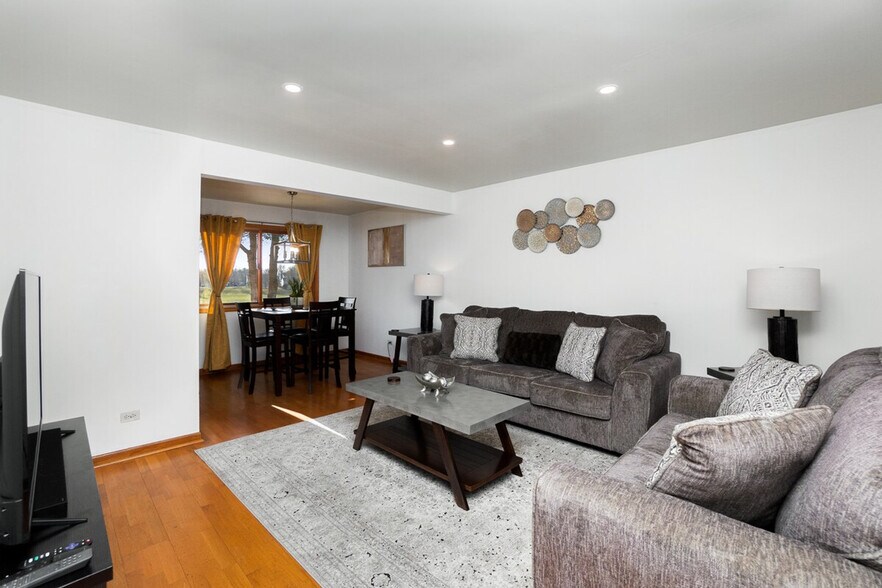 Building Photo - 1716 Rutgers Ct