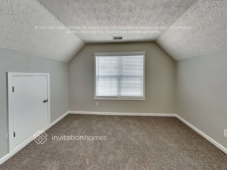 Building Photo - 167 Berkley Dr