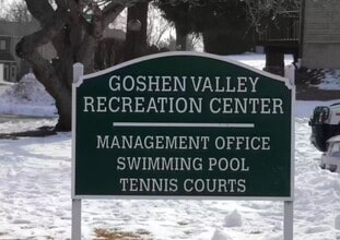 Building Photo - 2410 Pond View Dr