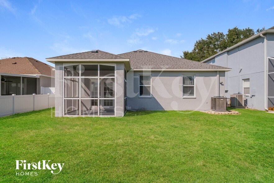 Building Photo - 1320 Brooke View Dr