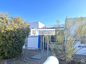 Building Photo - SFH, Washer/dryer, Fenced Yard