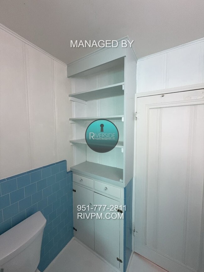 Building Photo - Incredible Gem! Ocean side of PCH with expansive views won't last long!