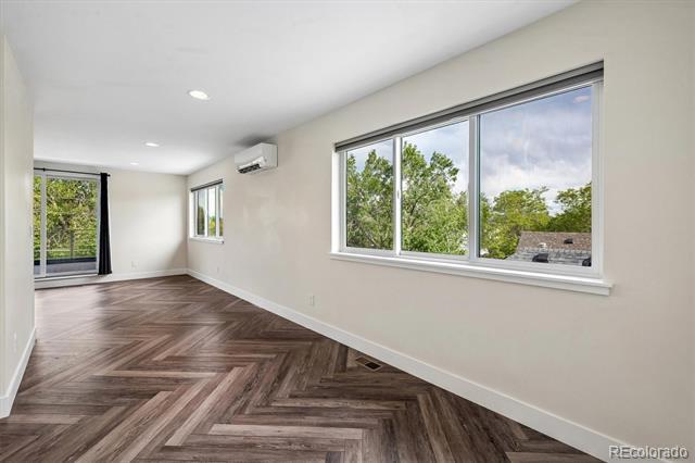 Building Photo - 4018 Zuni St