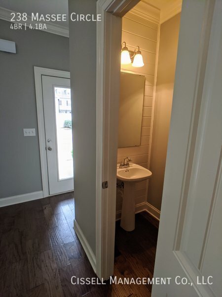 Building Photo - 238 Massee Cir