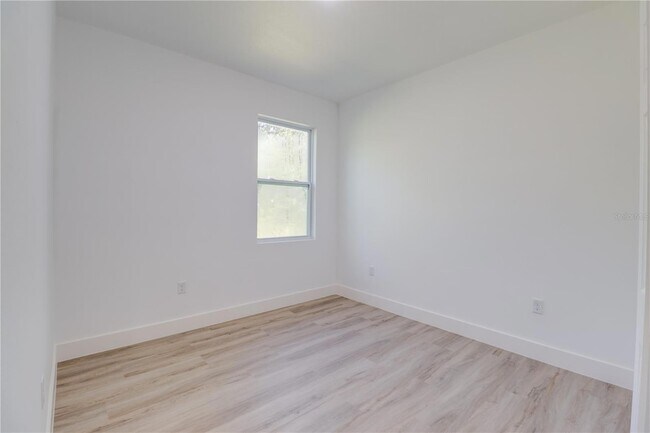 Building Photo - 125 Fisher Way