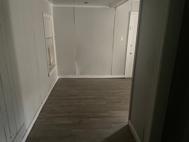 Building Photo - 4255 Rightway Ave