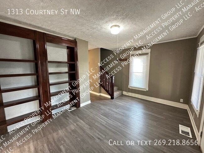 Building Photo - 1313 Courtney St NW
