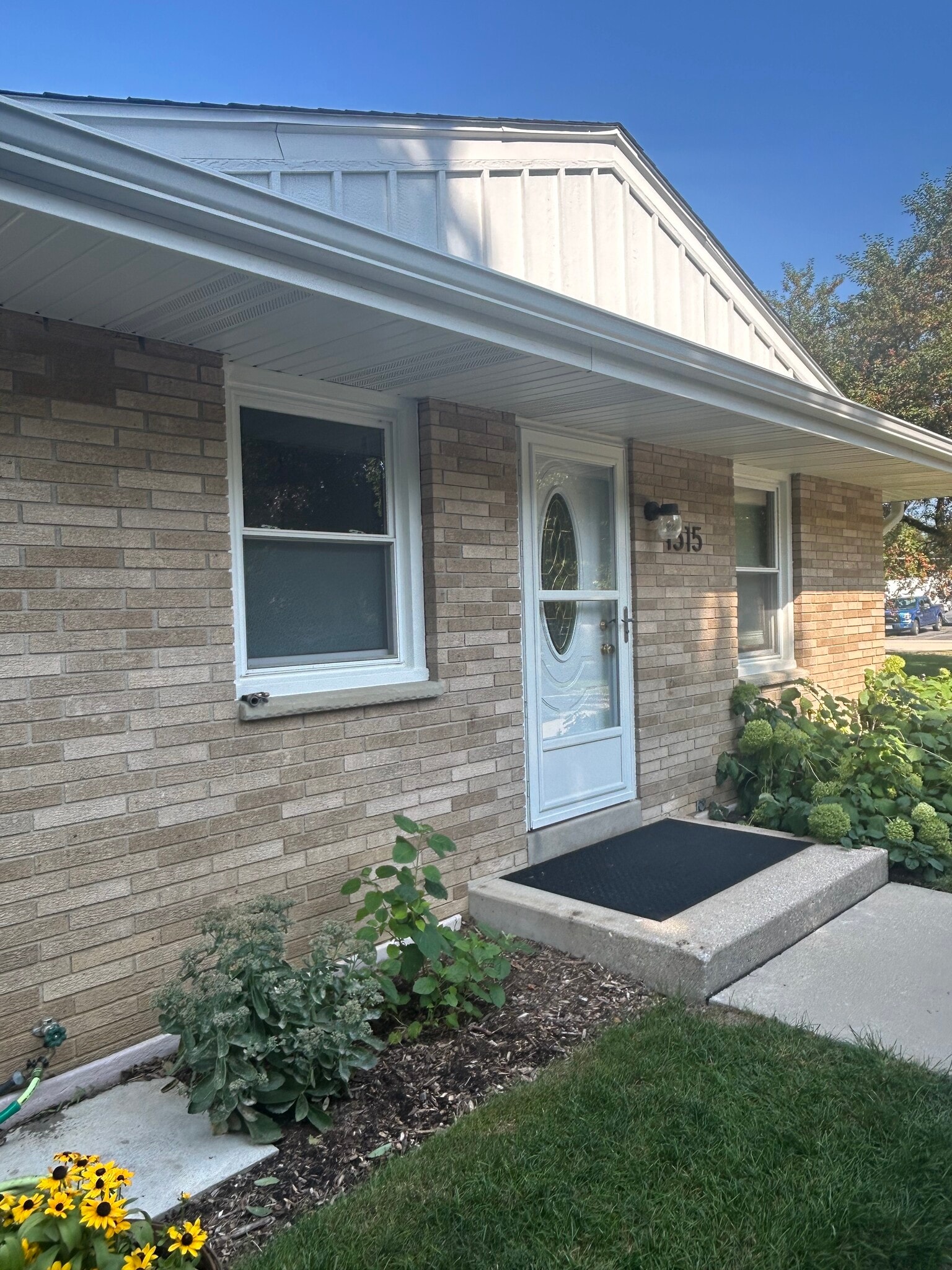 Building Photo - 1515 Autumn Dr