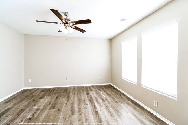 Building Photo - 4611 Meadowfield Rd