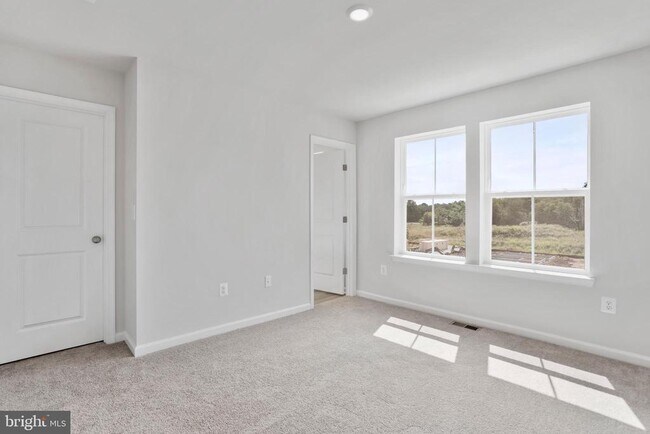 Building Photo - 102 Kinkade Ct