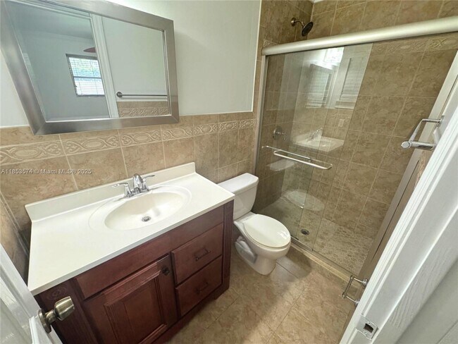 Building Photo - 5710 SW 55th St