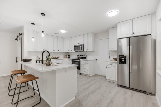 Building Photo - 6089 W Dogwood Dr