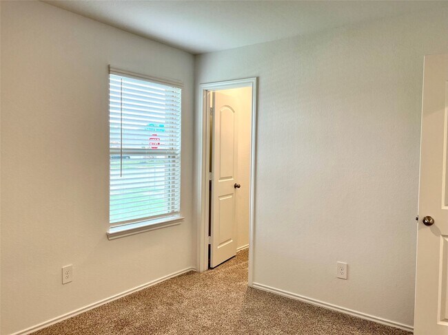 Building Photo - 5130 Cherry Tallow Trl