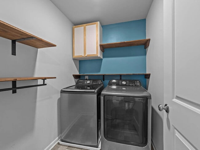 Building Photo - Earn Wealth While Leasing - Like a Homeown...