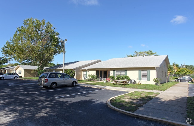 Primary Photo - Sandpiper Village