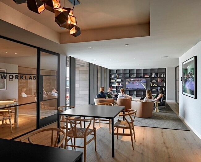 Building Photo - 1282 Boylston St