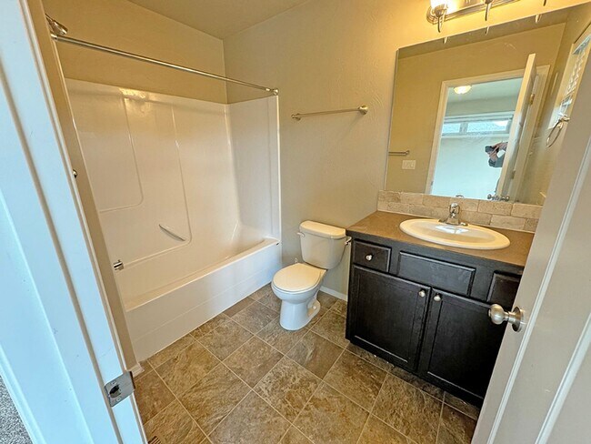 Building Photo - 368 Stone Fly Dr
