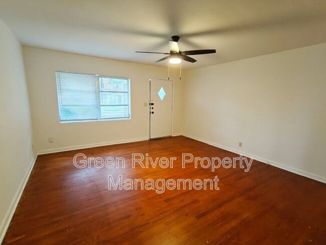 Building Photo - 1654 Talbot Ave