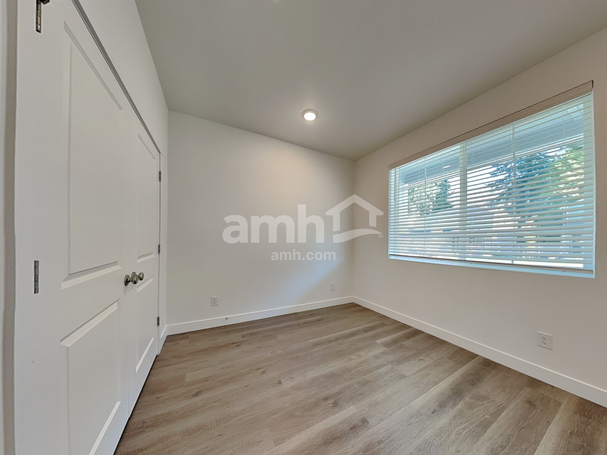 Building Photo - 7713 Brenden St SW