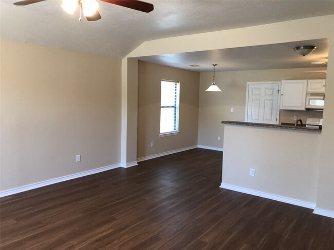 Building Photo - 16115 Speyburn Ct