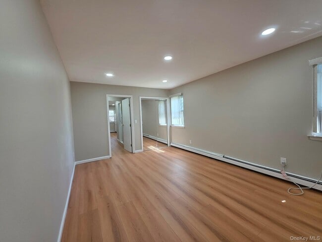 Building Photo - 308 Browns Rd