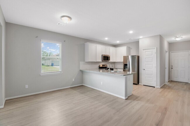 Building Photo - 8439 Moonlight Bay Cir