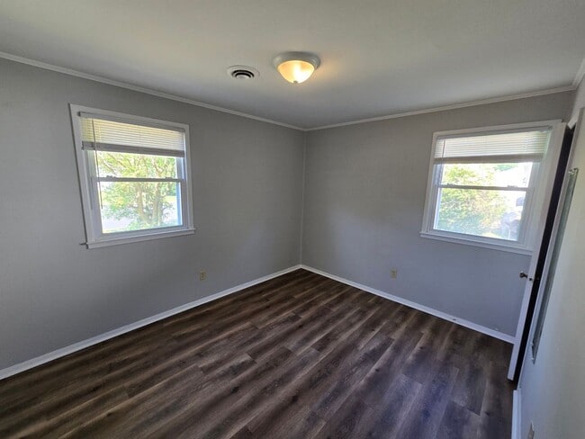 Building Photo - 3 bedroom in Hopewell