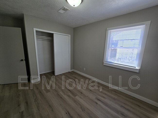 Building Photo - 634 Englewood Ave