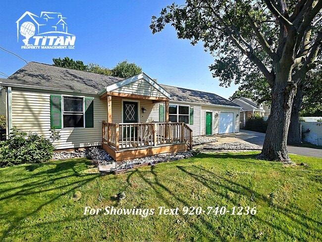 Primary Photo - 2637 E Shore Dr