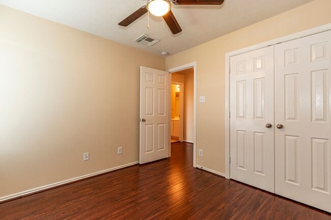 Building Photo - 25227 Boulder Bend Ln