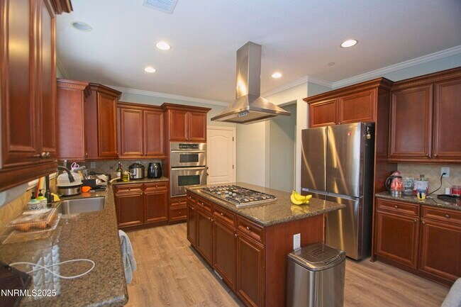 Building Photo - 4920 High Pass Dr