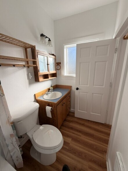 Building Photo - 13330 Clairmont Way