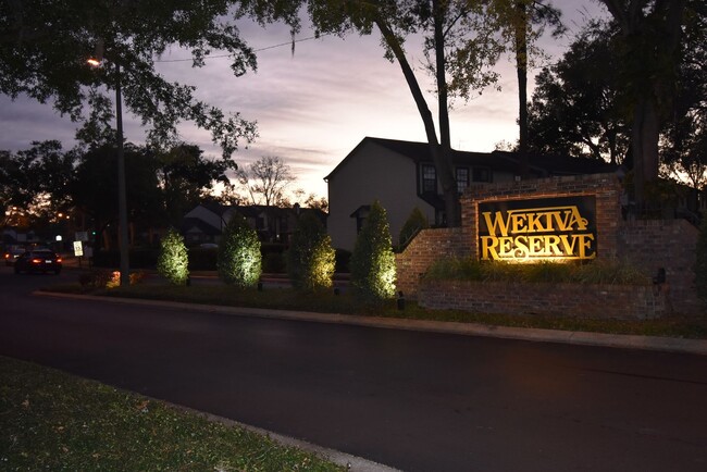 Building Photo - Townhome in Wekiva Reserve Half off 1st FU...