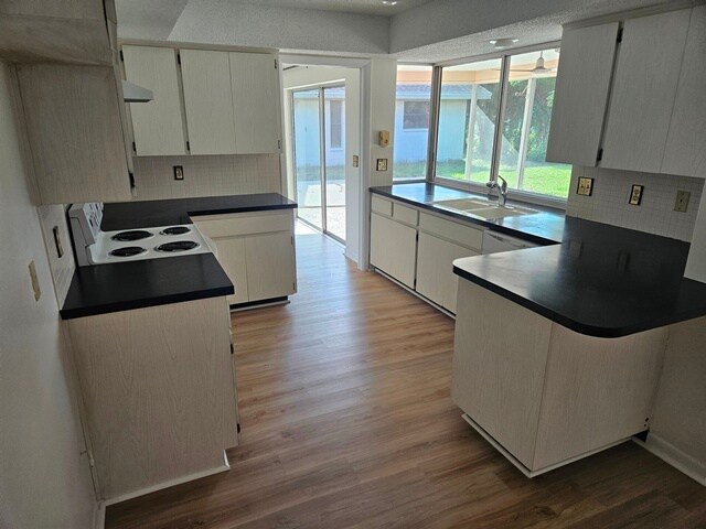 Building Photo - 8040 Canterbury Cir