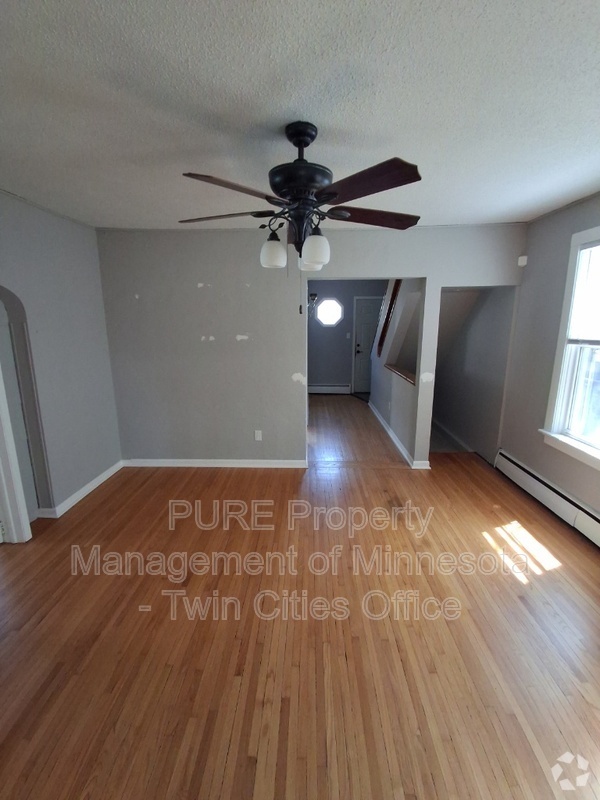Building Photo - 1212 Sibley St