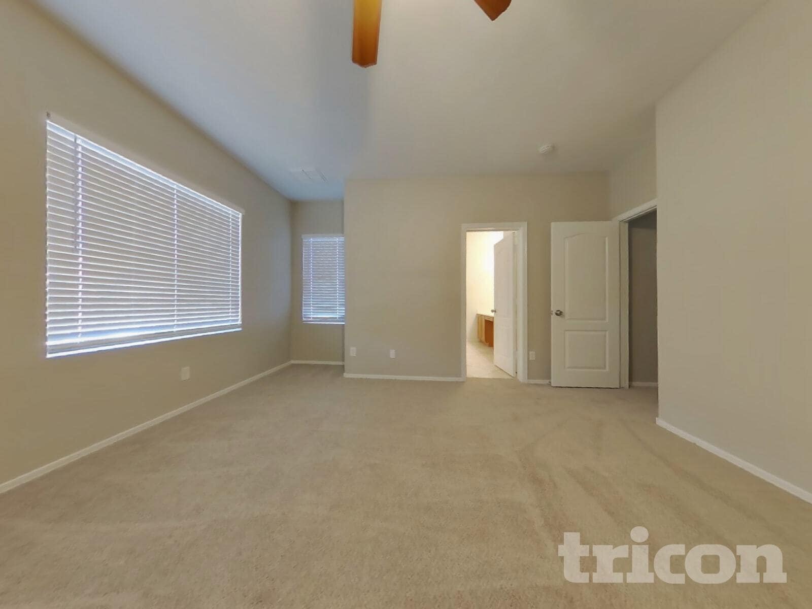 Building Photo - 9406 W Berkeley Rd