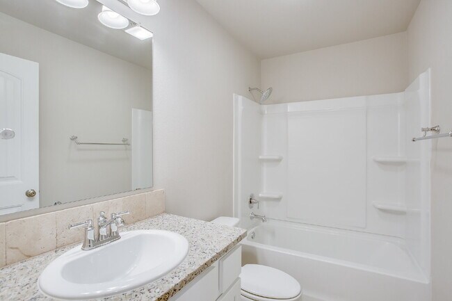 Building Photo - Beautiful 3/2/2 in Bell Farms