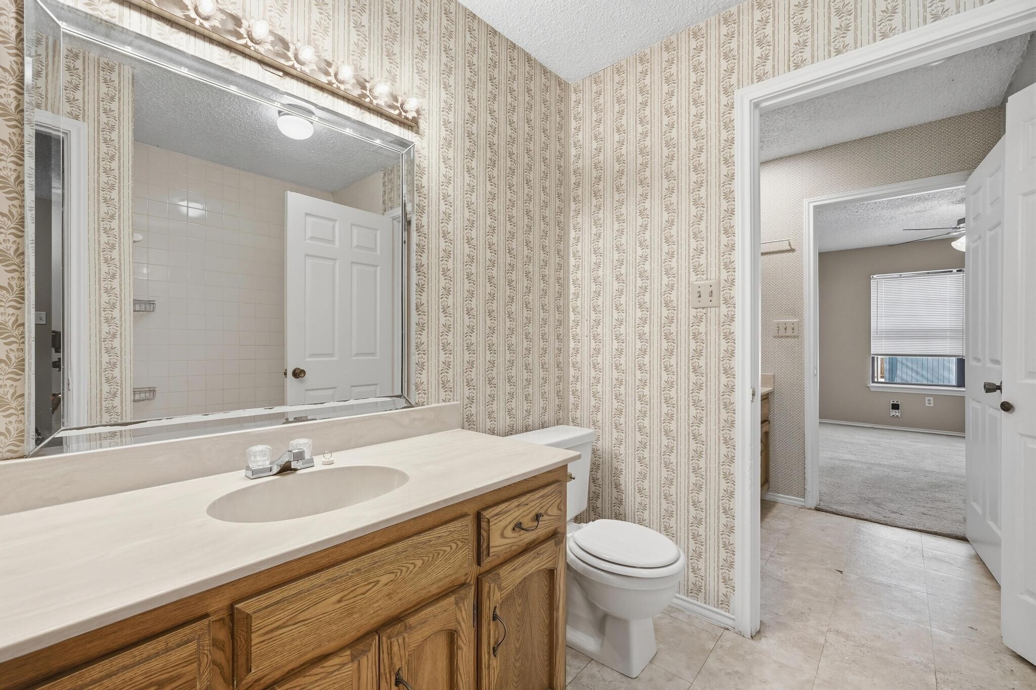 Building Photo - 246 Washington Blvd