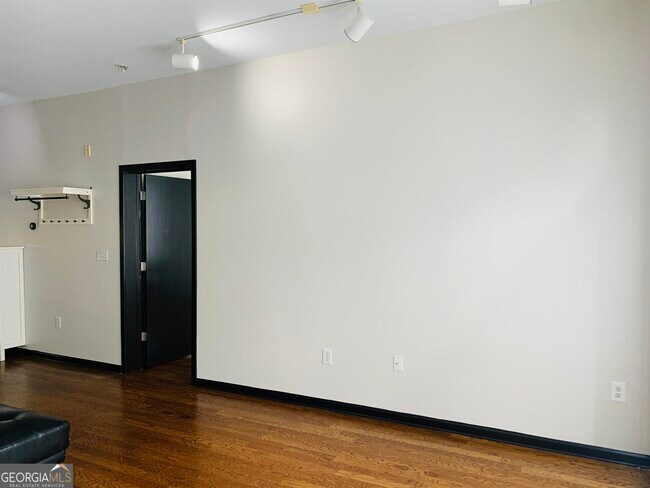 Building Photo - 5300 Peachtree Rd