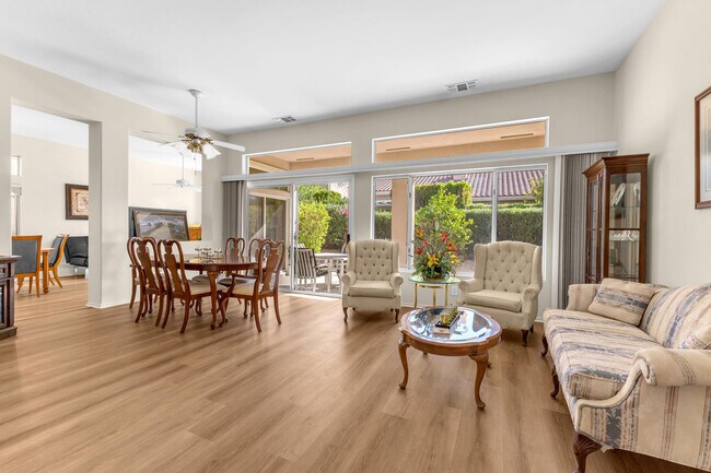 Building Photo - 37468 Westridge Ave