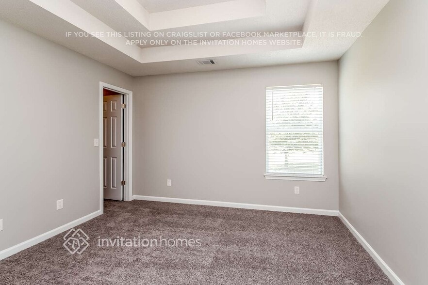 Building Photo - 170 Stillwood Dr