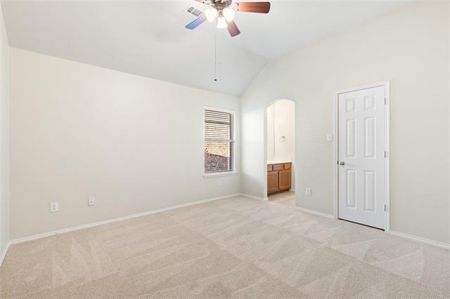 Building Photo - 9750 Grassland Dr