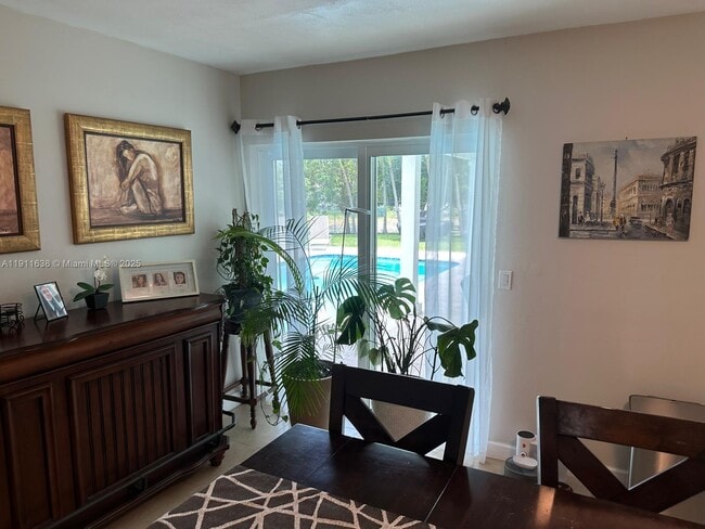 Building Photo - 10563 NW 4th St